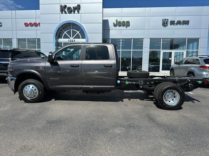 2025 Ram 3500 Chassis Fort Morgan CO