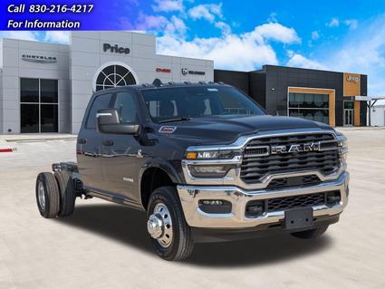 2026 Ram 3500 Chassis Floresville TX