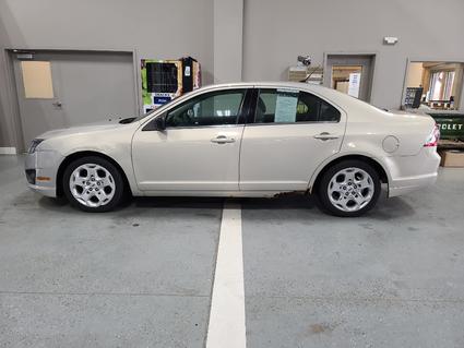 2010 Ford Fusion Manchester IA