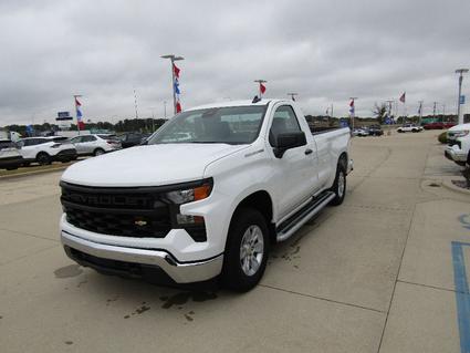 2024 Chevrolet Silverado Effingham IL