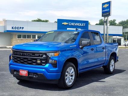 2025 Chevrolet Silverado La Vernia TX
