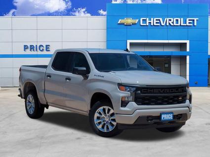2026 Chevrolet Silverado Pleasanton TX