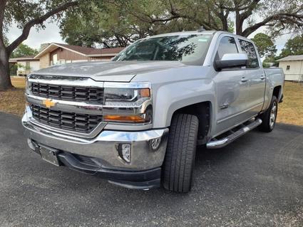 2018 Chevrolet Silverado La Vernia TX