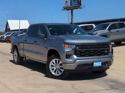 2026 Chevrolet Silverado Pleasanton TX