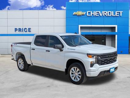 2026 Chevrolet Silverado Pleasanton TX