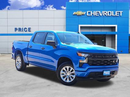 2026 Chevrolet Silverado Pleasanton TX