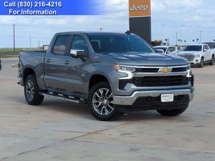 2026 Chevrolet Silverado Floresville TX