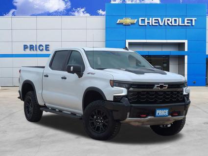 2026 Chevrolet Silverado Pleasanton TX