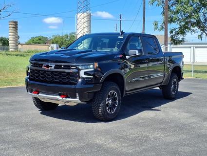 2025 Chevrolet Silverado La Vernia TX