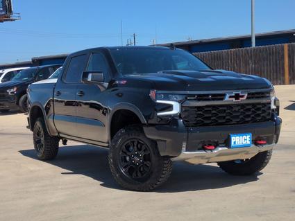 2026 Chevrolet Silverado Pleasanton TX