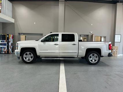 2015 Chevrolet Silverado Manchester IA