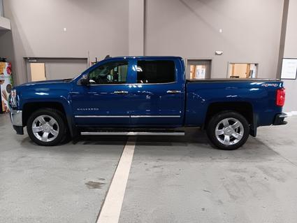 2016 Chevrolet Silverado Manchester IA