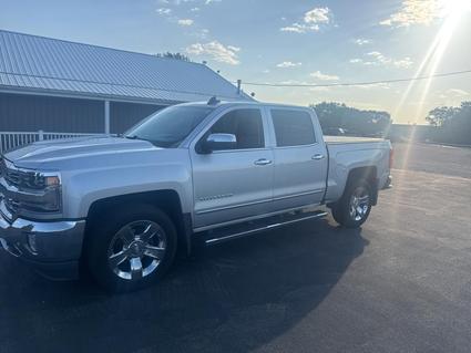 2017 Chevrolet Silverado Mendota IL