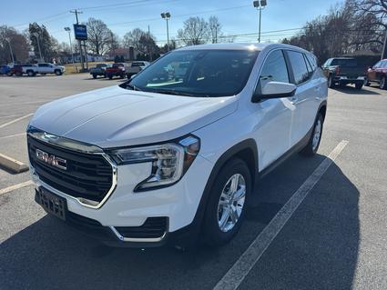 2024 GMC Terrain Newton NC