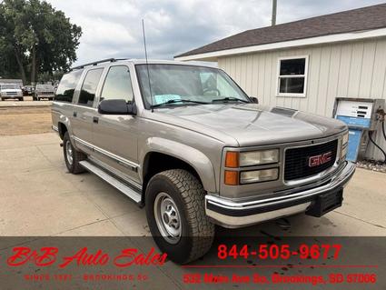 1999 GMC Suburban Brookings SD