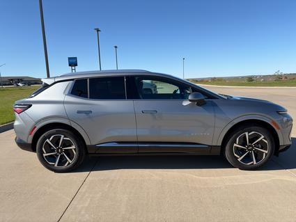 2025 Chevrolet Equinox EV Pierre SD