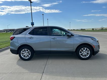 2024 Chevrolet Equinox Pierre SD
