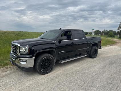 2017 GMC Sierra Mendota IL