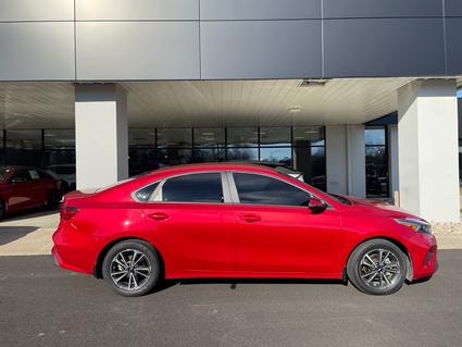 2024 Kia Forte Carbondale IL