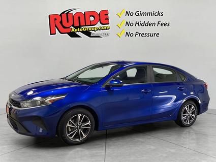 2024 Kia Forte Hazel Green WI