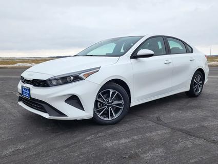 2023 Kia Forte Watseka IL