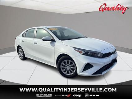 2024 Kia Forte Alton IL