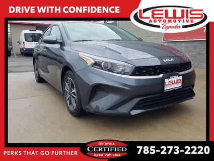 2024 Kia Forte Topeka KS