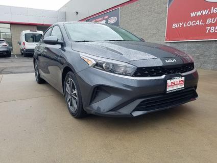 2024 Kia Forte Topeka KS