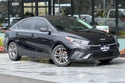 2023 Kia Forte Vero Beach FL