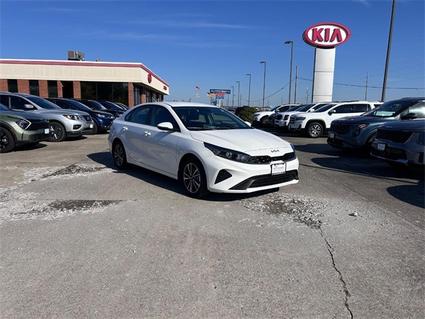 2024 Kia Forte Cape Girardeau MO