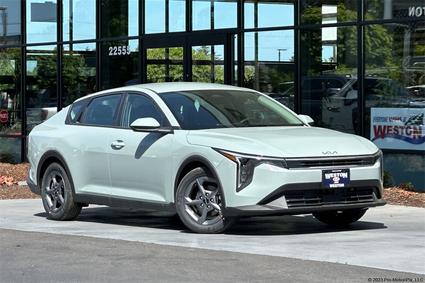 2025 Kia K4 Vero Beach FL