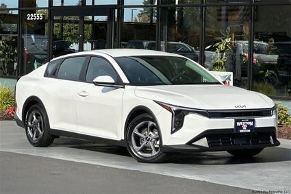 2025 Kia K4 Vero Beach FL