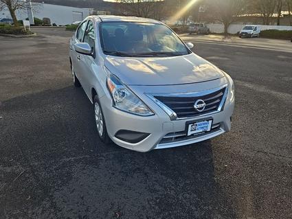 2018 Nissan Versa  
