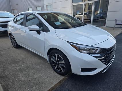 2025 Nissan Versa Paris TN