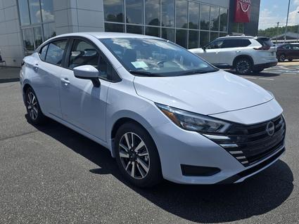 2025 Nissan Versa Paris TN