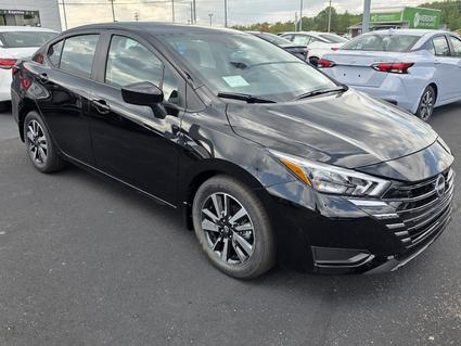 2025 Nissan Versa Paris TN