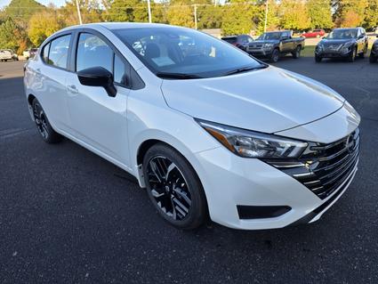 2025 Nissan Versa Paris TN