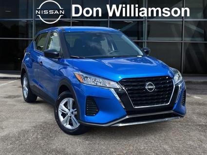 2025 Nissan Kicks Play Jacksonville NC