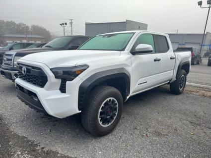 2024 Toyota Tacoma Clinton TN