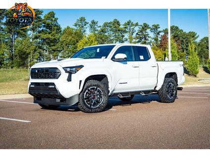 2025 Toyota Tacoma Hernando MS