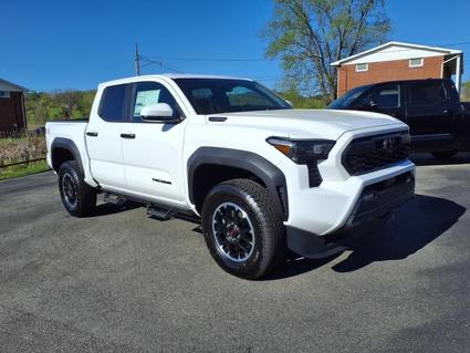 2025 Toyota Tacoma Hybrid Indiana PA