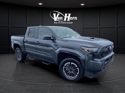 2025 Toyota Tacoma Hybrid Sheboygan WI