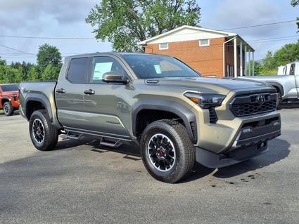 2025 Toyota Tacoma Hybrid Indiana PA
