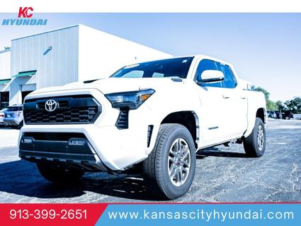 2024 Toyota Tacoma Hybrid Merriam KS