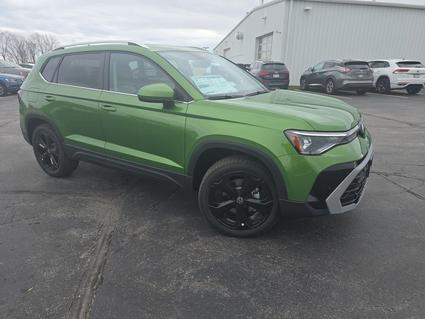 2025 Volkswagen Taos Sheboygan WI