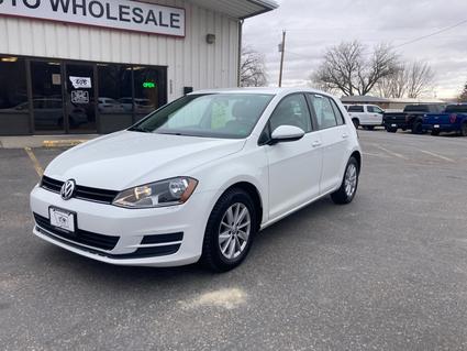 2017 Volkswagen Golf Laurel  MT