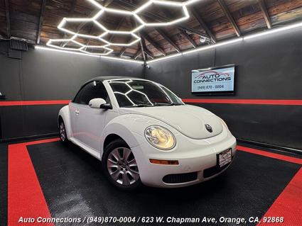 2010 Volkswagen New Beetle Orange CA