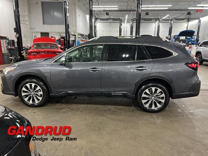 2025 Subaru Outback Green Bay WI