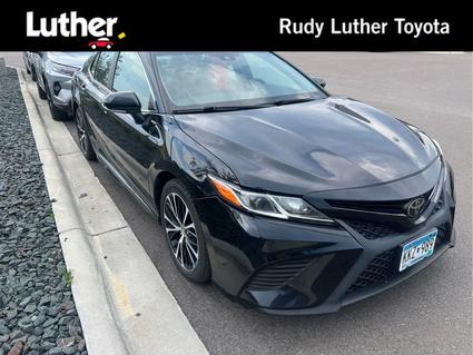 2018 Toyota Camry Minneapolis MN