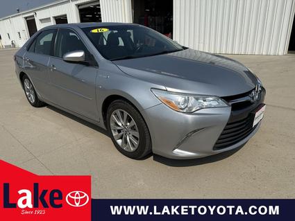 2016 Toyota Camry Devils Lake ND